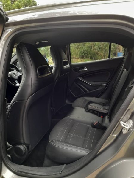 Mercedes Benz GLA 180