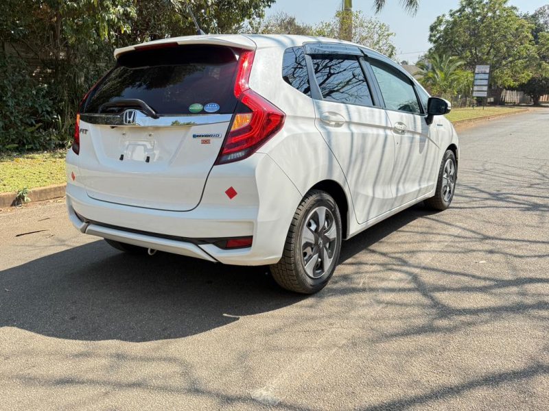 2018 HONDA FIT GP6