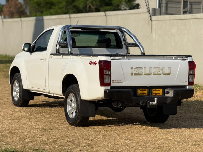 Isuzu KB250 D-MAX 2018