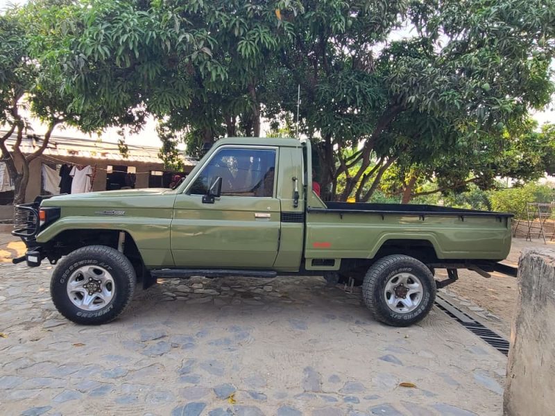 Toyota Landcruiser 79