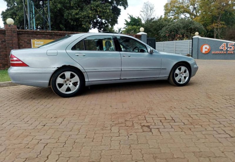 S320 Mercedes Benz W220