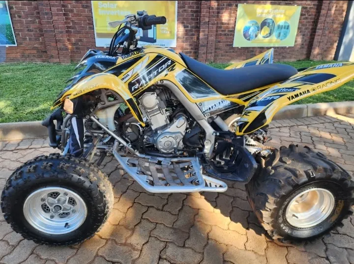 YAMAHA Raptor 700R