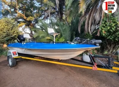 Piranha fishing boat