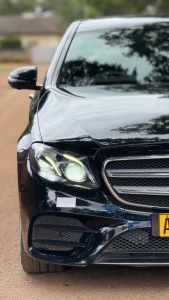 Mercedes-BenzE220d
