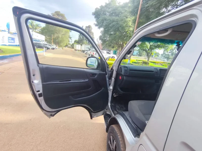 Toyota Hiace Baby Quantum