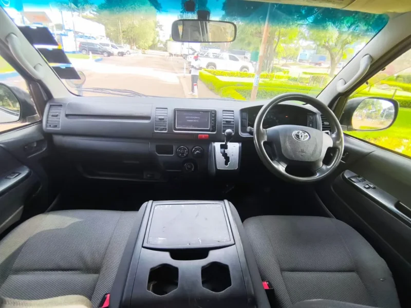 Toyota Hiace Baby Quantum
