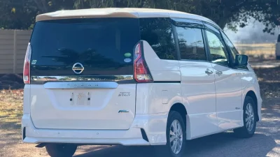 2018 Nissan Serena Hybrid