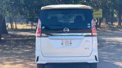 2018 Nissan Serena Hybrid