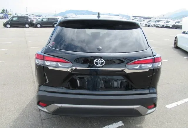 TOYOTA CORROLLA CROSS