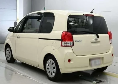 TOYOTA PORTE
