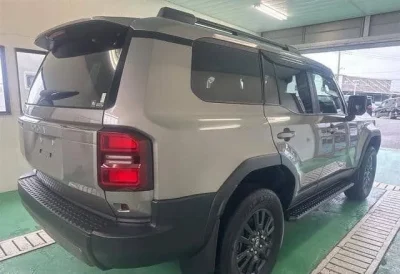 TOYOTA LAND CRUISER