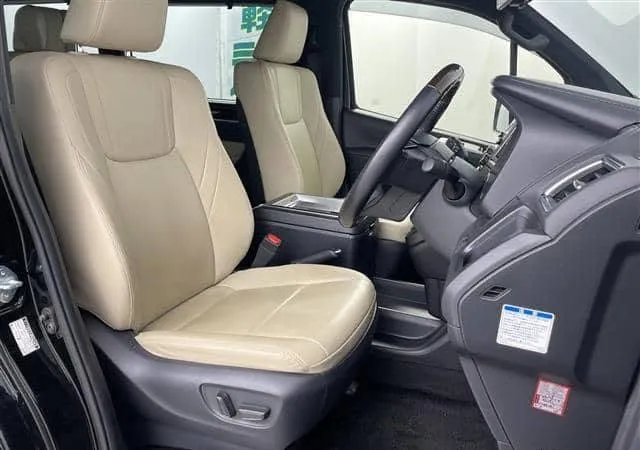 TOYOTA GRAN ACE