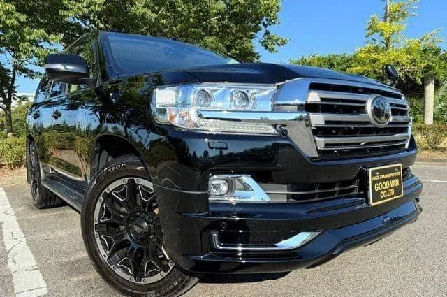 TOYOTA LAND CRUISER
