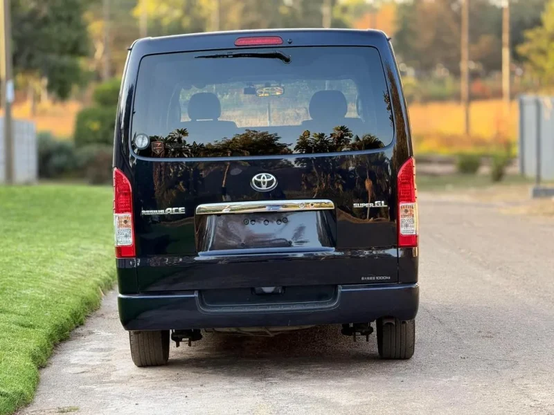 TOYOTA HIACE BABY QUANTUM REGIUS ACE SUPER GL