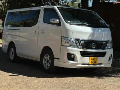 TOYOTA Premium GX Nv350