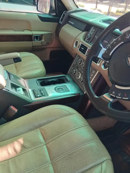 Range Rover 4.4 TDV8 Diesel