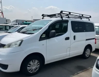 NISSAN NV 200 VANETTE VAN