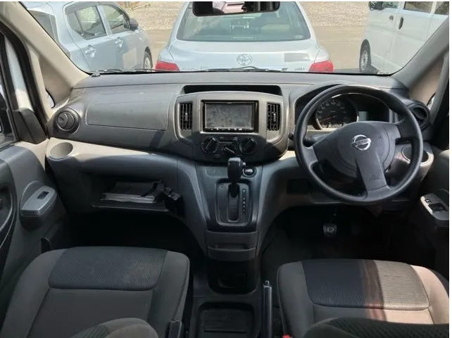 NISSAN NV 200 VANETTE VAN