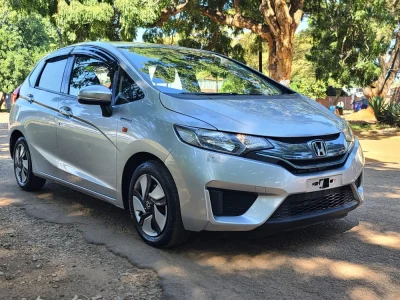 2015 Honda Fit Hybrid GP5