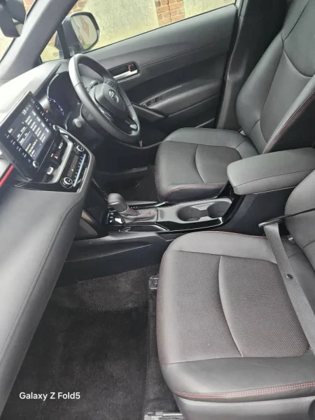 Toyota Cross Hybrid