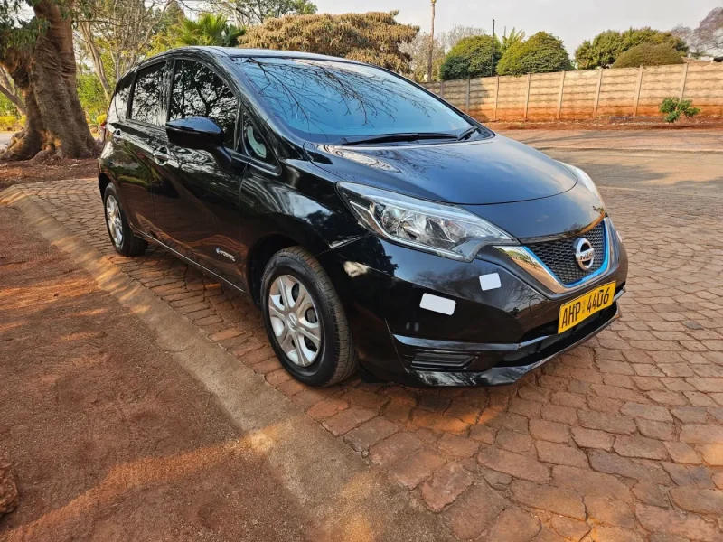 2017 Nissan Note E-power