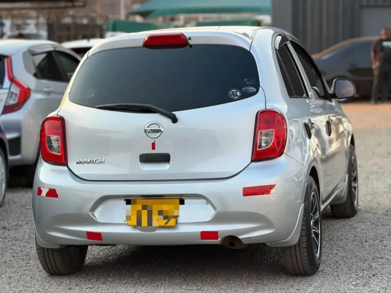 2014 Nissan March