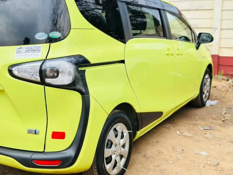2016 Toyota Sienta New Shape Hybrid