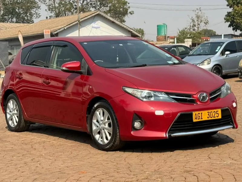 2015 Toyota Auris
