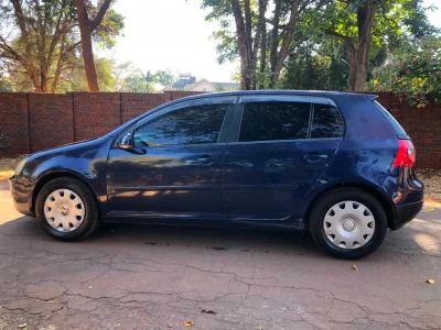 Volkswagen Golf Fsi 1.6L