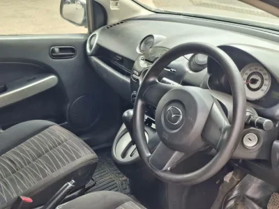 Mazda Demio 3 New Shape