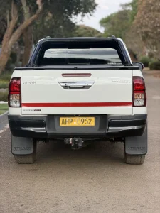 Toyota Hilux Legend 50
