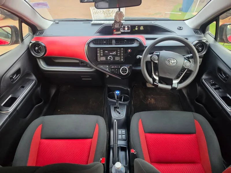 2018 Toyota Aqua Hybrid 