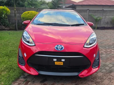 2018 Toyota Aqua Hybrid 