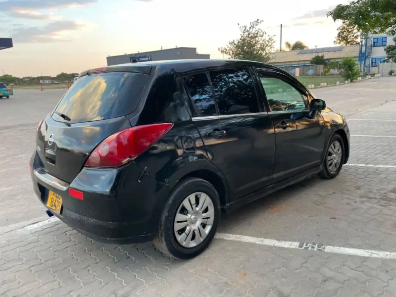 Nissan Tiida 1.5L